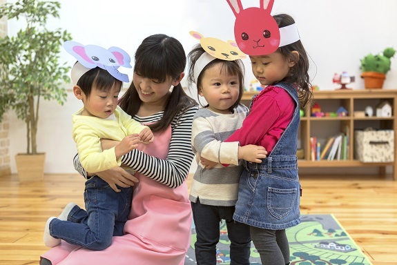 【家庭都合休OK】時給：1,550円★★保育士★★フルタイムも時短勤務もOK！「綱島駅」より徒歩圏内♪