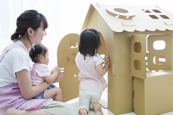 【家庭都合休OK】[パ]時給：1,076円★児童指導員★制服貸与★扶養内勤務OK★「新松戸駅」駅近♪
