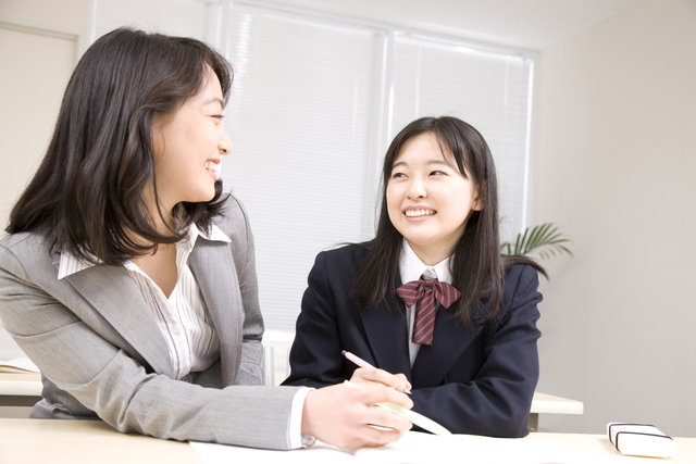 【家庭都合休OK】[正]月給17万円〜＊就労支援員＊交通費支給★福利厚生充実！