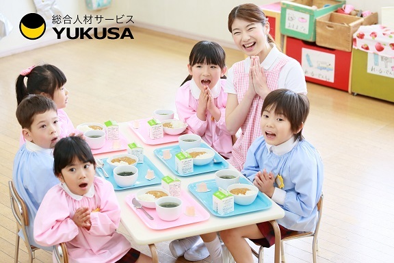 【家庭都合休OK】[パ]◆幼稚園教諭◆クラス補助業務「本川越駅」駅チカ！勤務時間が選べます♪